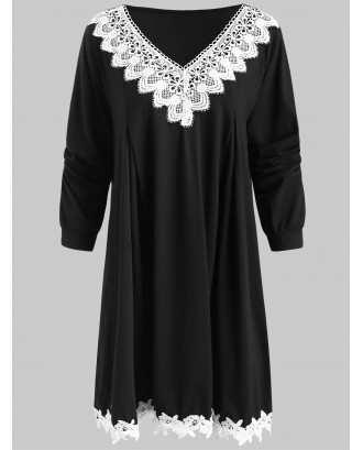 Crocheted Trim Long Sleeve Plus Size Dress - 4x